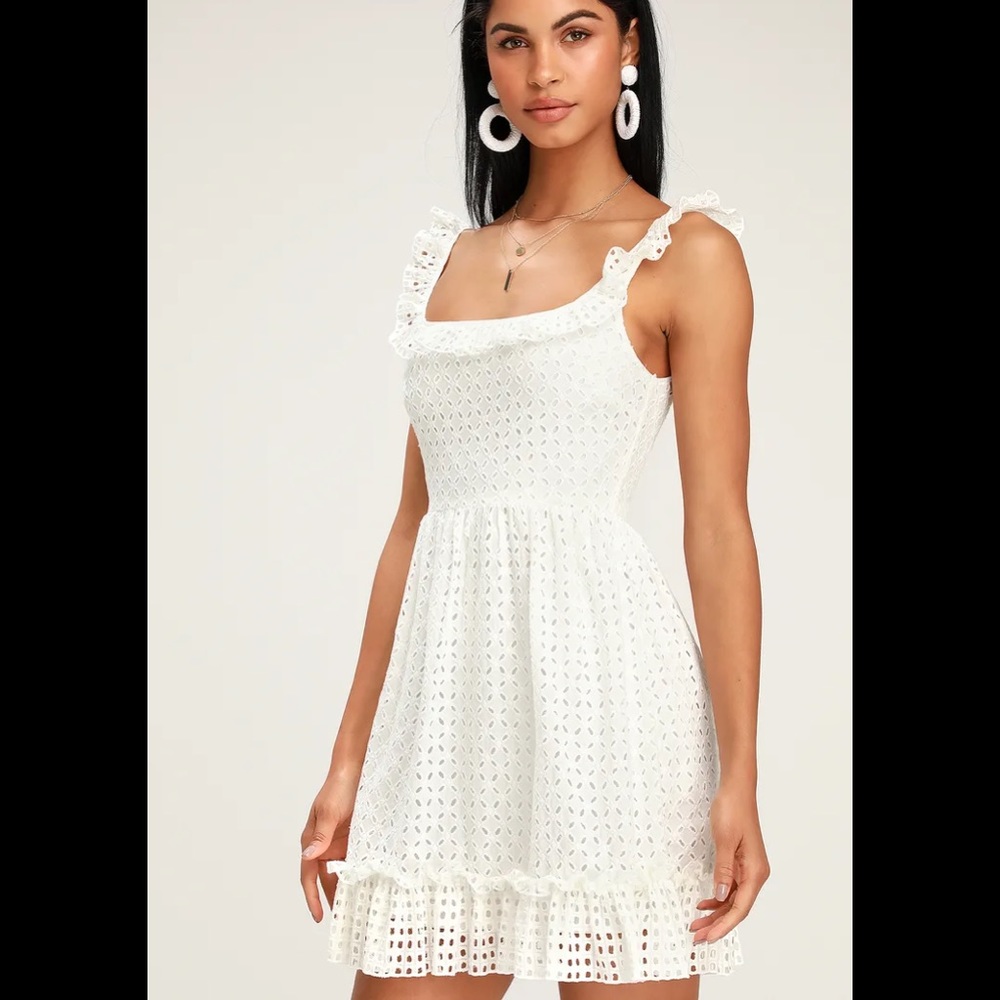 Lulus Make a wish White Eyelet Lace Ruffle 100% cotton sleeveless Mini Dress M